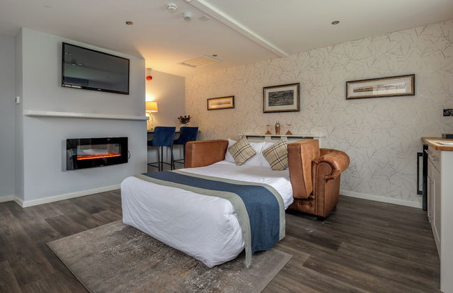 Stableside at York Racecourse - Photo 16