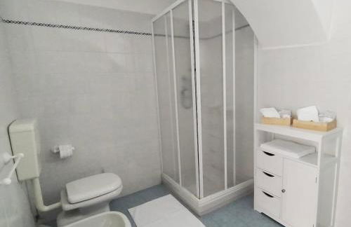 Dimora 5 laghi -A due passi dal Lago Sirio - Photo 5