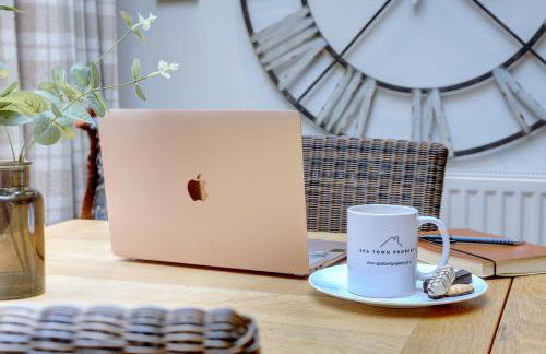 Market House by Spa Town Property - Spacious & Stylish Townhouse with Free Parking Near to Stratford-upon-Avon, Warwick & Solihull - Foto 41