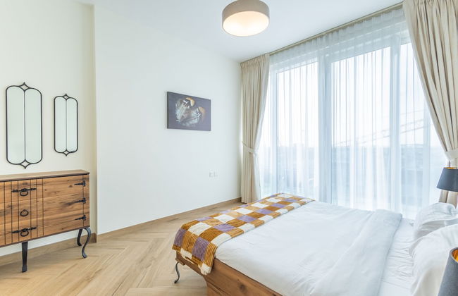 SuperHost - Chic Modern 1BR Apt Retreat with City View - Photo 5