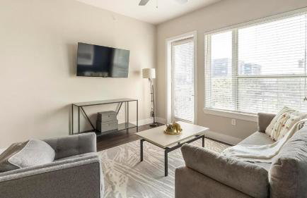 Landing Stylish 1BD Yoga Studio Gym - Photo 28