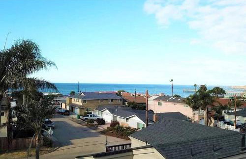 Coastal Charm · Modern Comfort · Ocean View! - Foto 13