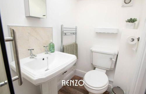 Spacious and Homely 2-bed Home in Lincoln by Renzo, Stunning Countryside Location, Free Parking! - Foto 24