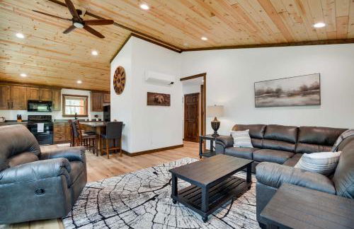 Private Hot Tub Hatfield Vacation Rental! - Foto 6