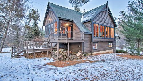 Waterfront Arkdale Retreat 2 Acres with Deck and View - Foto 1