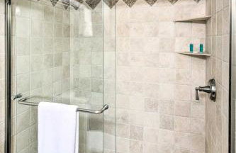 2 Mi to Griffith Park! Burbank Extended-Stay Condo - Foto 22