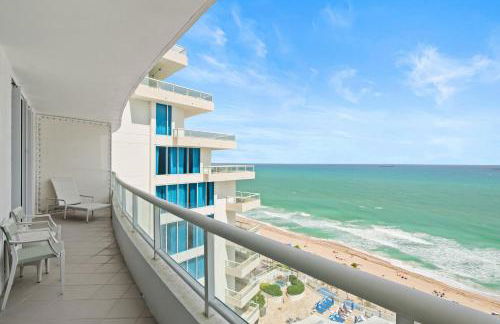 Oceanfront Ritz-Carlton 1 Bedroom Luxury Residence - Foto 1