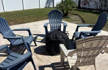 Contemporary Oaks | Heated Pool + Screened Lanai - Foto 46