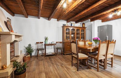 Charming Villa with Pool - Foto 4