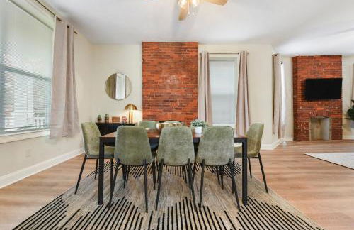 Pet Friendly 6 Bedroom Free Parking plus 5 Min From Bakery Sq - Foto 12