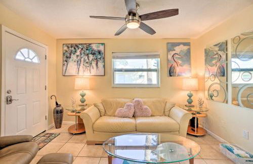 Pet-Friendly Dunedin Townhome with Private Yard - Foto 5