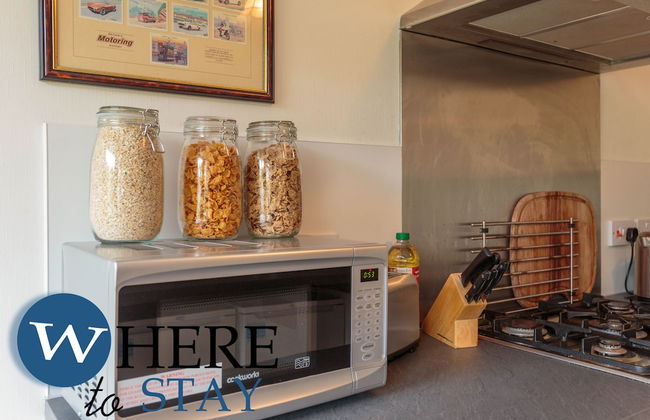 Lovely Apartment by the Hillwood Park-free Parking - Foto 20