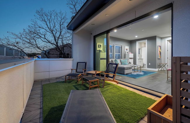 Modern Home, Private Balcony, Near Rainey & Lady Bird Lake Haus of Z - Foto 31