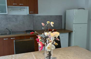 Beach Alone - Foto 13