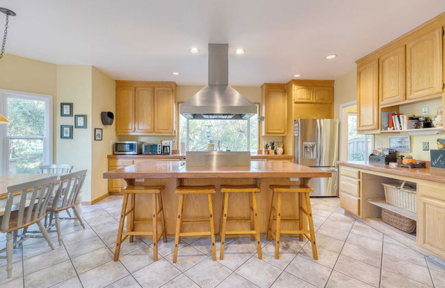 Valley of the Moon by Avantstay Tranquil Escape, Large Yard w/ Hot Tub & Fire Pit - Foto 19