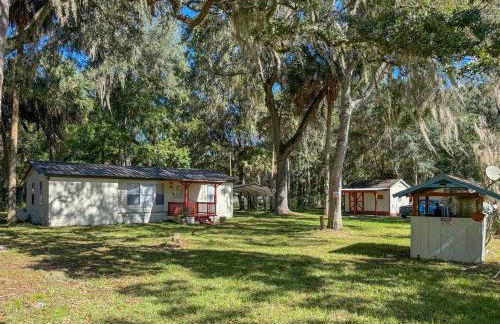 Forest Hideaway • Screened Porch • Grill - Foto 45