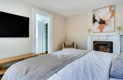 Explore Orange and NYC! Luxury Family Home with Deck - Foto 26