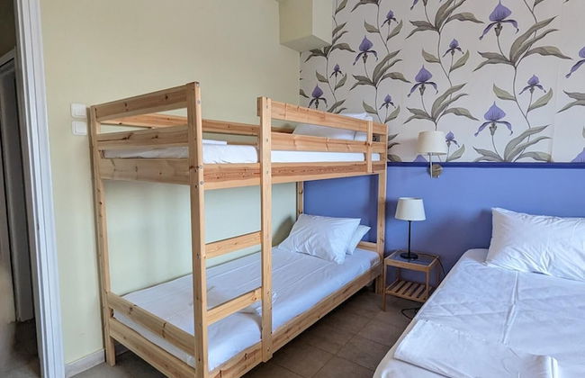 Okeania Seafront Rooms in Kamena Vourla - Foto 16