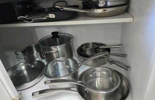 Spacious, Renovated, 5-bedroom Retreat, Near I-85 - Photo 16