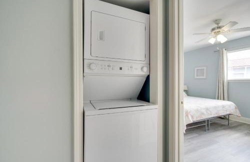 Near Beach and Casinos Biloxi Condo with Pool Access - Foto 18