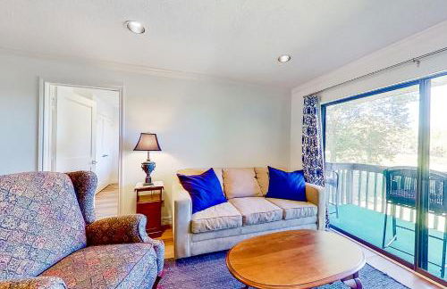 Tranquility on the Lake - Foto 1