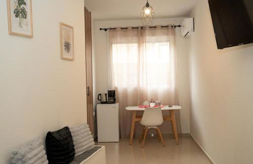 Anesis Airport Rooms 408 - Foto 2