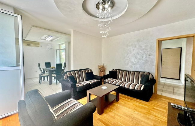 Family three bedroom Apartment Petrovac - Foto 1