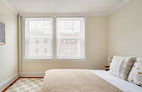 Dreamy 2BR in Downtown Princeton - Photo 19