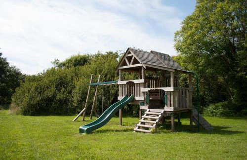 Timber Hill Self Catering Cedar Lodges - Foto 29