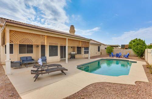 Game Room and Backyard Oasis Avondale Group Getaway - Foto 1