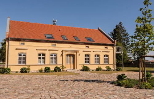 Gutshof in Liepe, 2 hochwertige Ferienwohnungen auf 280 qm, kombinierbar bis 14 Personen - Foto 3