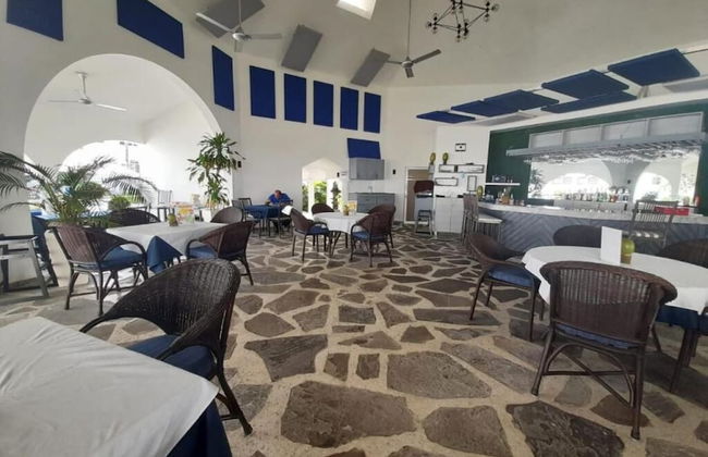 Ocean Palms Residences - Photo 44