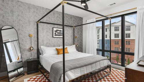 Premium Condo with Huge Patio near Vanderbilt & Downtown - Foto 3