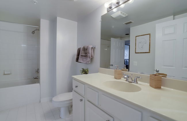 Arlington Apartments Near Metro - Foto 52