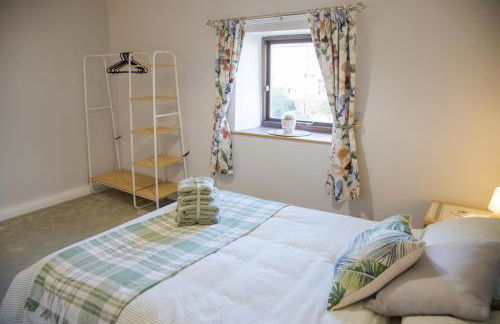 Little Thornsett - Photo 9