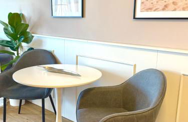 HAPPY PLACE mit Sonnen-Balkon und Stellplatz nur 400 m zum Strand - Foto 6