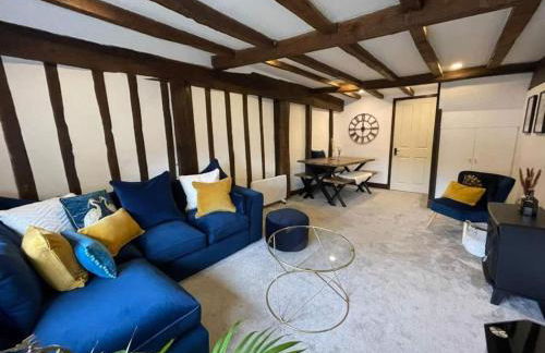 Town Centre Cottage - Photo 3