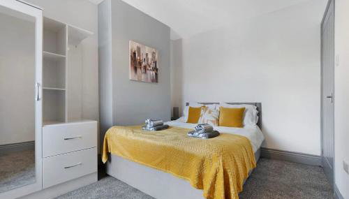 Comfortable 2BR Home 10 Min to Durham Cathedral - Foto 2