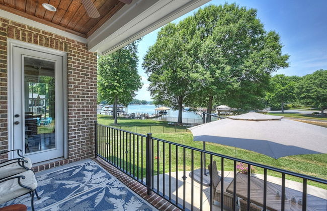 Dock Holiday by Avantstay Custom Home New Dock - Foto 7