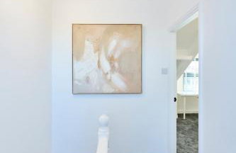 Aura - Elegant Retreat in Prime Leeds Location! - Foto 11