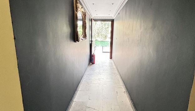 Entrada (vista interior)