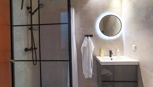 Cozy-Livings Altbau mit Terrasse und Küche am Stadtpark - Foto 4