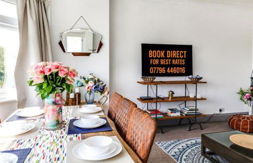 Wisteria Apt Spacious 3BR & Balcony - Photo 13