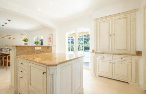 Jewel of 280m with Infinity Pool in Absolute Calm - Foto 14