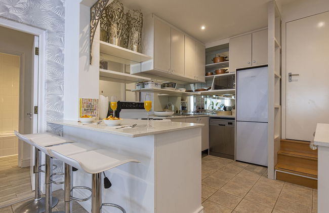 Clifton YOLO Spaces – Clifton Boutique Apartments - Photo 36