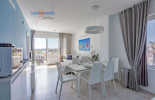 House of the Horizon Playa Las Cucharas VV penthouse with sea & pool view AIRCON - Foto 10