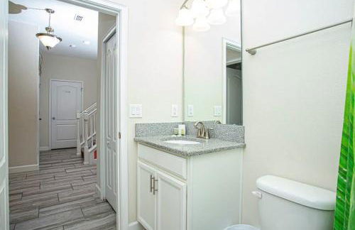 Luxury 5Bd w Jacuzzi Pool Near Disney 5528 - Foto 46