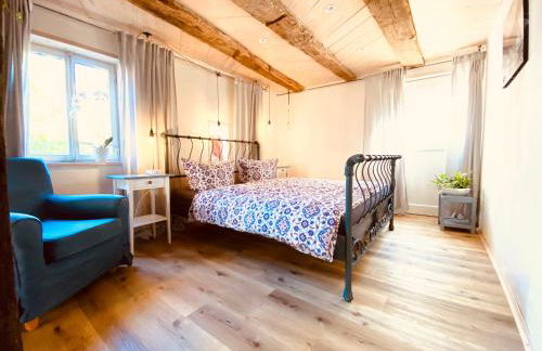 Ganze Wohnung - Erdgeschoss - sehr ruhig - Hundefreundlich - Regendusche - Bodenheizung - Küche - easy Check-in mit Schlüsselbox - Foto 1