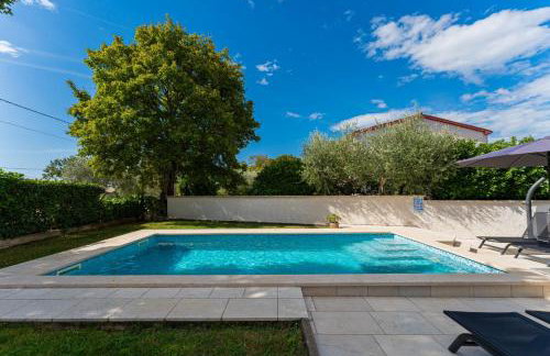 Villa Tina in Pinezići (Haus für 10 Personen) - Foto 2