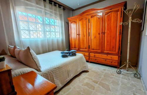 A un metro Sevilla. - Foto 9